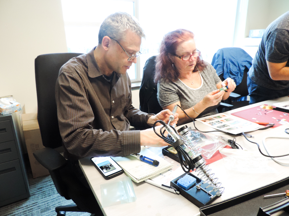 Prairie Regional Manager, Nikki Langdon, working with our Electronics Technician, Derrick